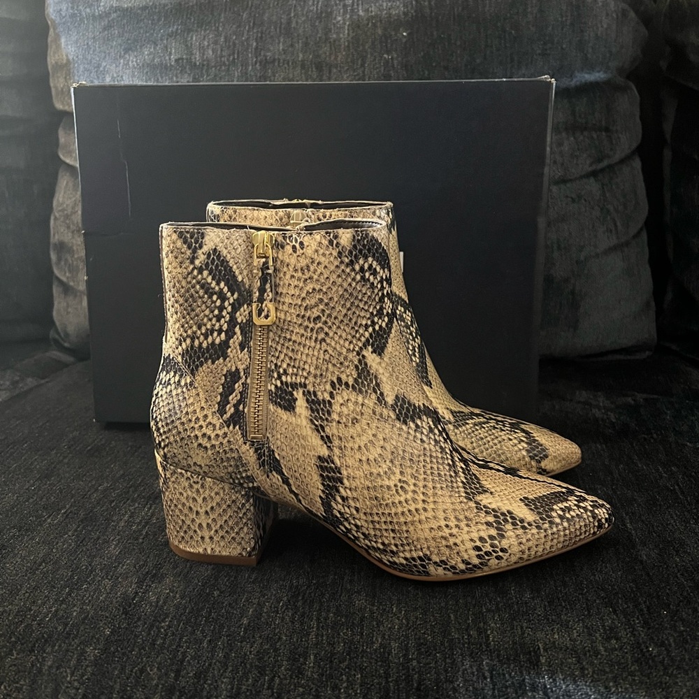 Cole Hann. Snake skin boots